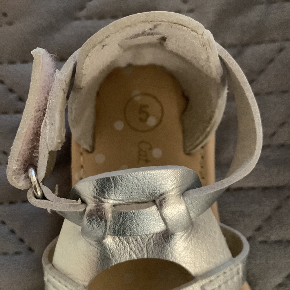 Cat & Jack Kelsa Sandal Toddler Size 5 Brand New - Picture 4 of 5